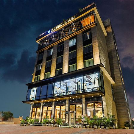 Clarion Hotel Dehradun Extérieur photo